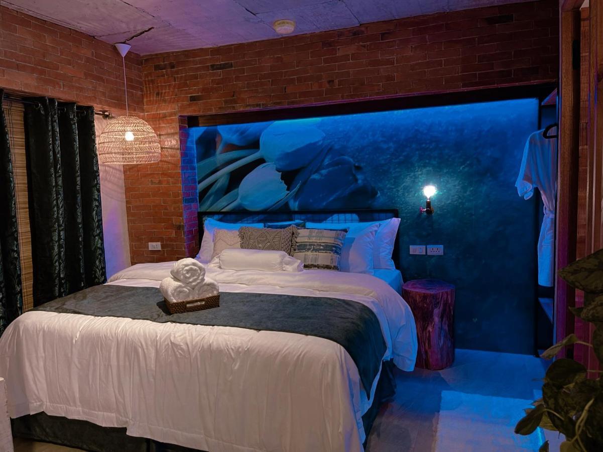Clockworkorange Luxury Suites With Netflix Đảo Đảo Mactan Ngoại thất bức ảnh